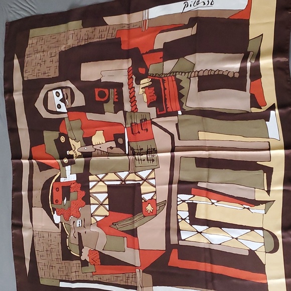 Picasso 'Three Musicians' Print Scarf - Picture 5 of 5
